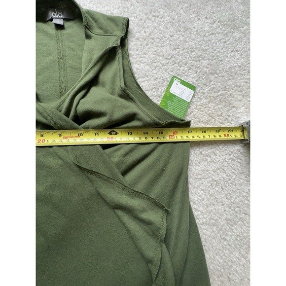 NWT ALO SPORTS Yoga Cover-up Vest Open Front Organic Cotton Size S Army Green - Picture 8 of 9